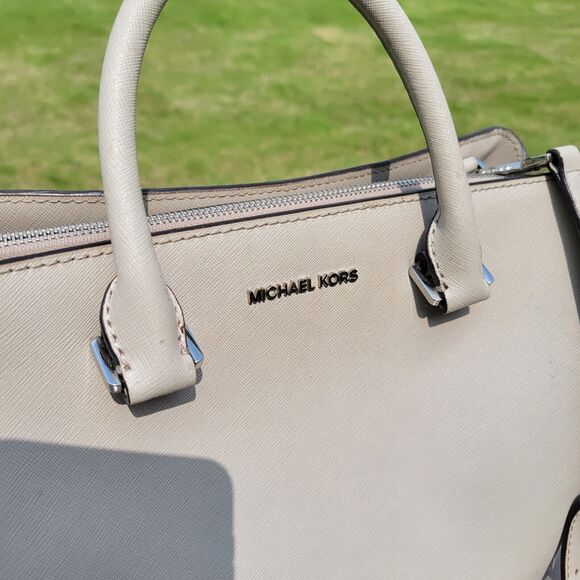 MICHAEL KORS SELMA MEDIUM TOP ZIP SAFFIANO LEATHER SATCHEL GRAY $298 - Picture 3 of 11